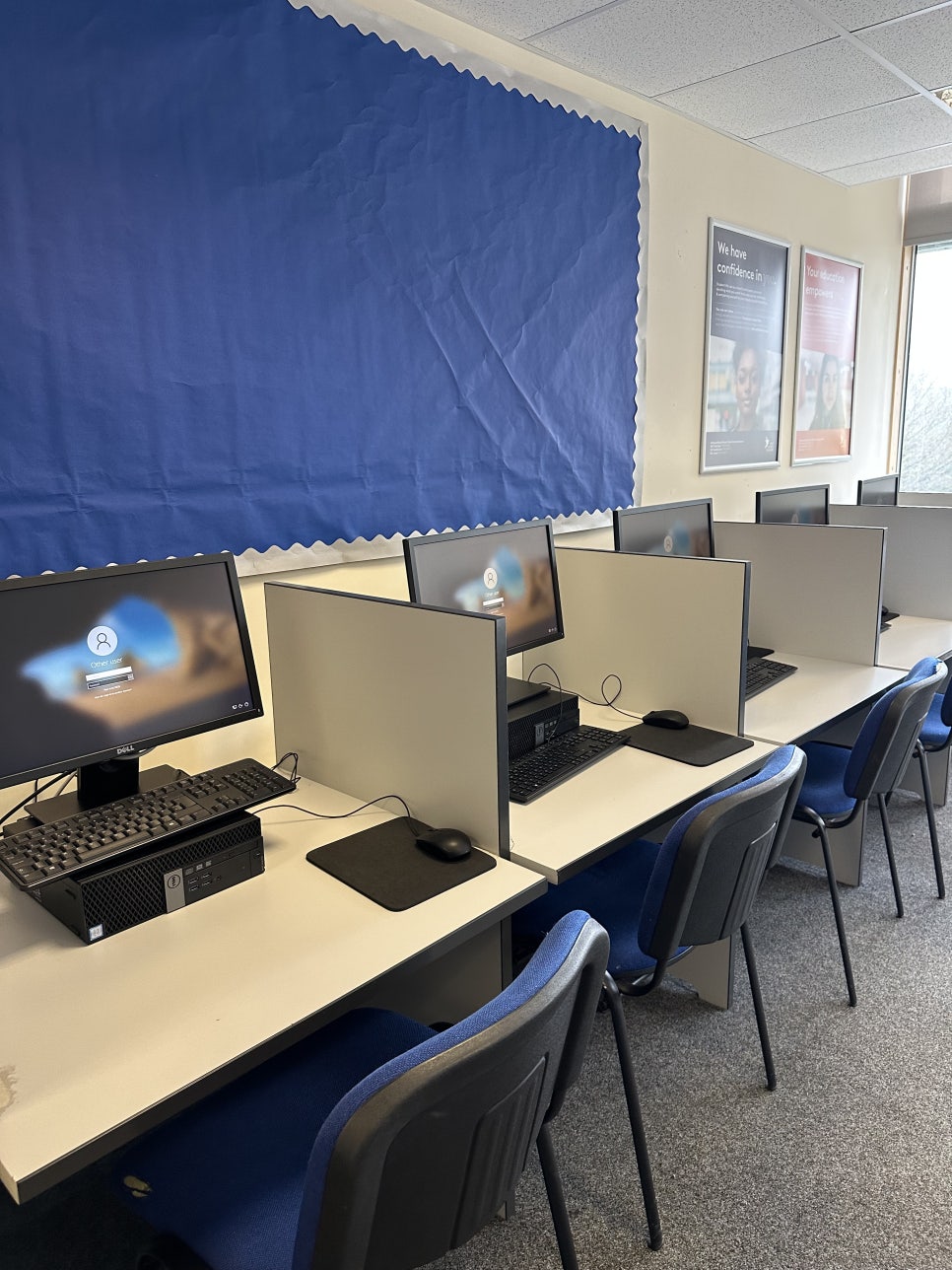 영국 공무원 유학휴직 어학연수 - East Sussex College 대학부설 어학원