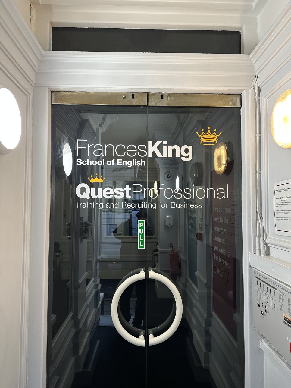 2026 영국 가족 연수, 여름 캠프 추천 - 프란체스킹 어학원(Frances King) 방문 후기