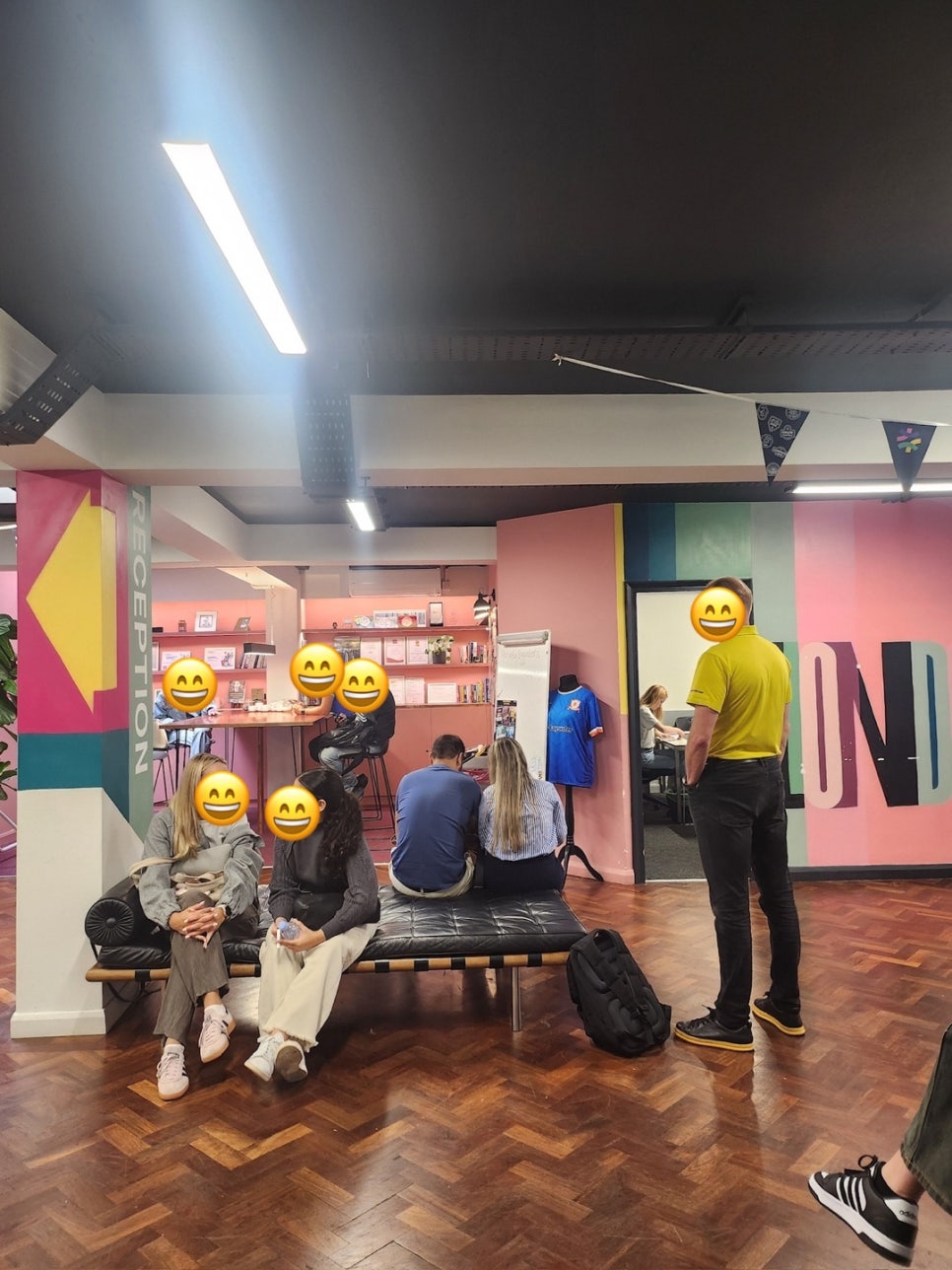 런던 어학연수 후기 - 런던 베이스워터 어학원 이** 학생