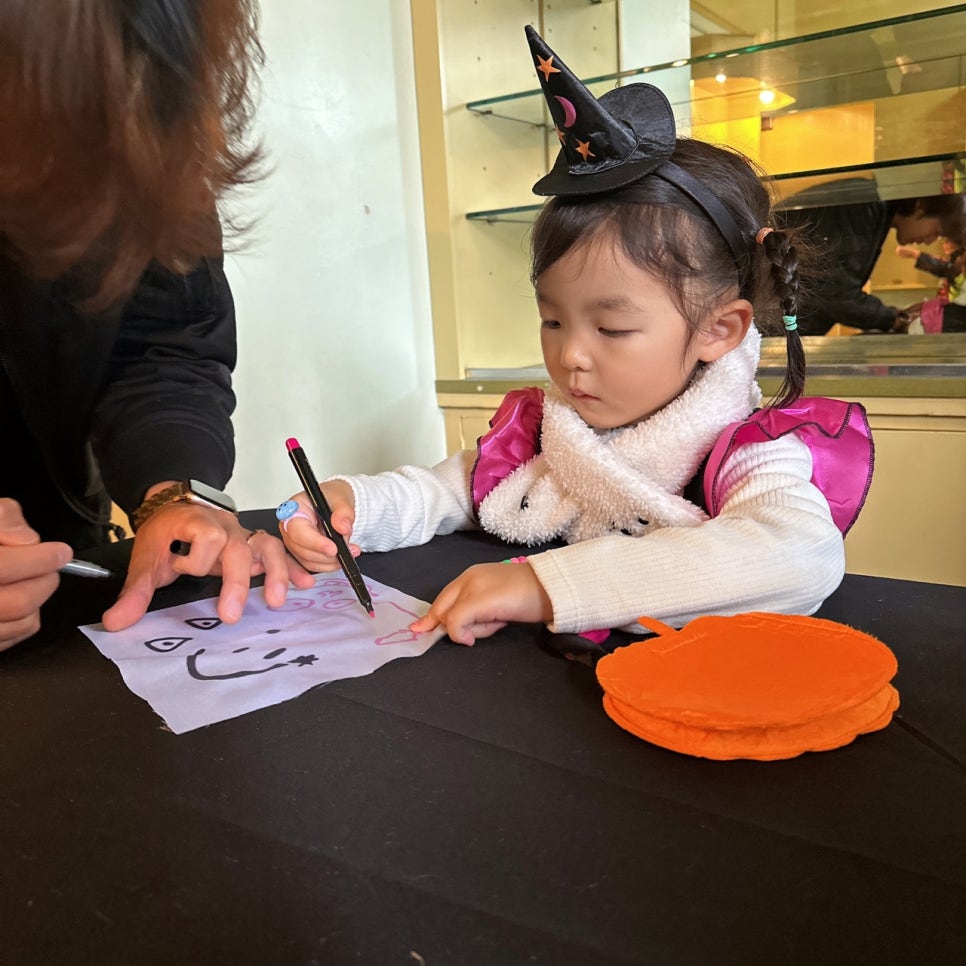 영국 일상 기록 10 (런던 엘섬 궁전(Eltham Palace) 할로윈 이벤트, Trick or treat!)